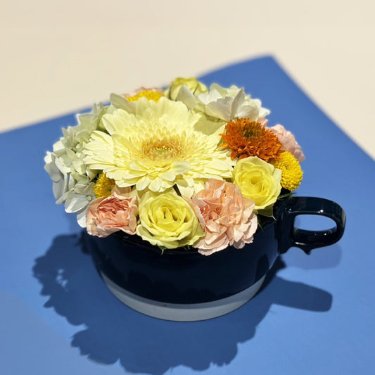 『波佐見焼のフラワーギフト』藍染窯スープカップセット